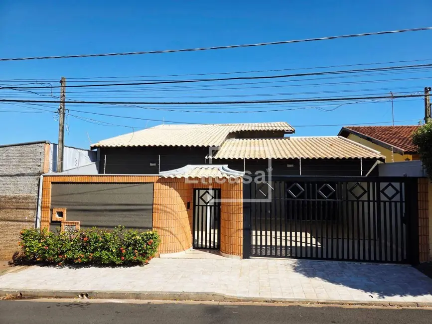 Casa com 3 quartos à venda, 360m2 em Jardim Caparroz, Sao Jose Do Rio Preto - SP - imagem 4 Foto 4 de Casa com 3 quartos à venda, 360m2 em Jardim Caparroz, Sao Jose Do Rio Preto - SP
