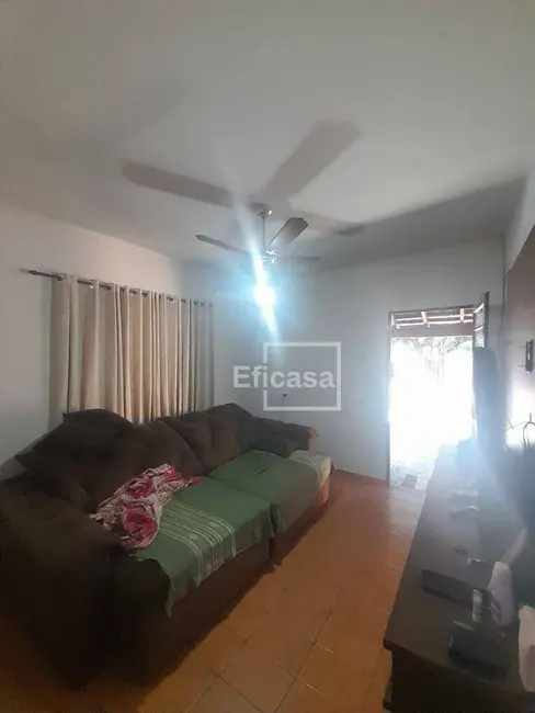 Foto 3 de Casa com 2 quartos à venda, 200m2 em Jardim das Oliveiras, Sao Jose Do Rio Preto - SP