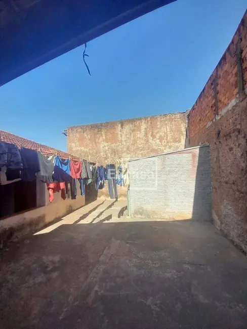 Foto 2 de Casa com 2 quartos à venda, 200m2 em Jardim das Oliveiras, Sao Jose Do Rio Preto - SP