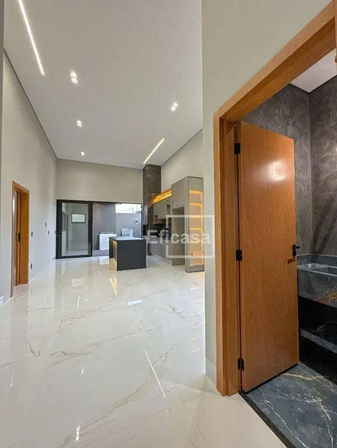 Casa com 3 quartos à venda, 212m2 em Sao Jose Do Rio Preto - SP - imagem 4 Foto 4 de Casa com 3 quartos à venda, 212m2 em Sao Jose Do Rio Preto - SP