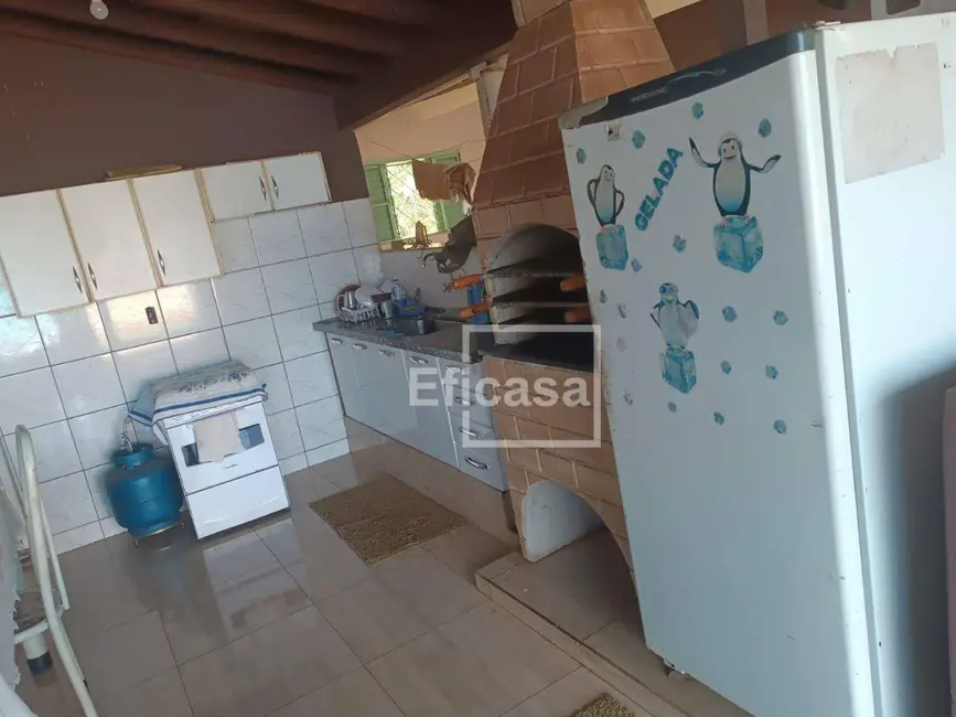 Chácara com 4 quartos à venda, 1000m2 em Guapiacu - SP - imagem 5 Foto 5 de Chácara com 4 quartos à venda, 1000m2 em Guapiacu - SP