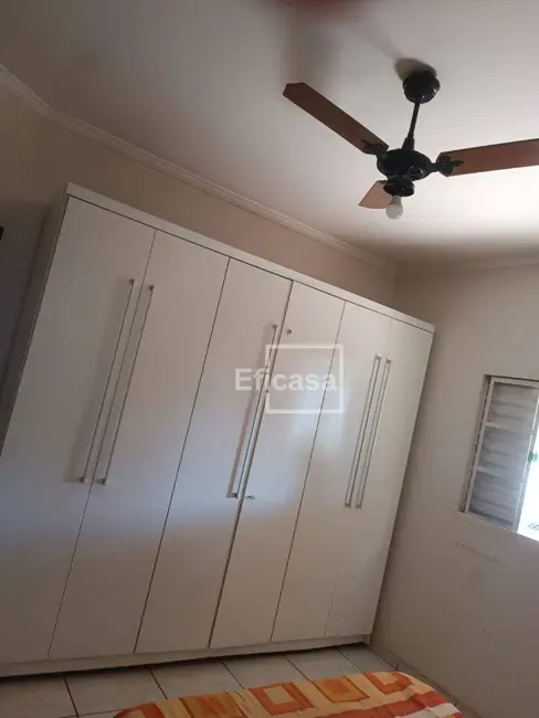 Chácara com 4 quartos à venda, 1000m2 em Guapiacu - SP - imagem 3 Foto 3 de Chácara com 4 quartos à venda, 1000m2 em Guapiacu - SP