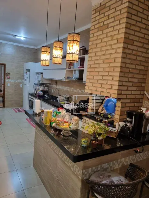 Casa com 3 quartos à venda, 200m2 em Residencial Vila Flora, Sao Jose Do Rio Preto - SP - imagem 6 Foto 6 de Casa com 3 quartos à venda, 200m2 em Residencial Vila Flora, Sao Jose Do Rio Preto - SP