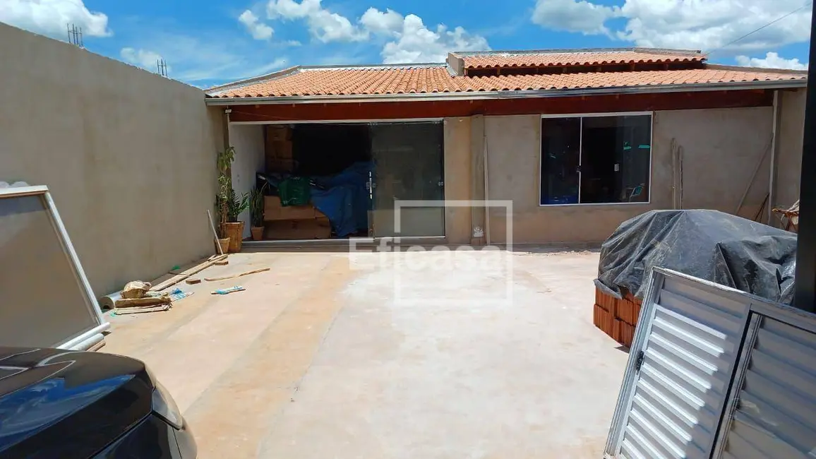 Foto 2 de Casa com 2 quartos à venda, 200m2 em Centro (Engenheiro Schmitt), Sao Jose Do Rio Preto - SP