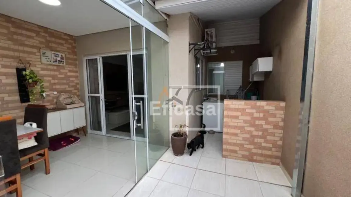 Casa de Condomínio com 2 quartos à venda, 100m2 em Sao Jose Do Rio Preto - SP - imagem 6 Foto 6 de Casa de Condomínio com 2 quartos à venda, 100m2 em Sao Jose Do Rio Preto - SP