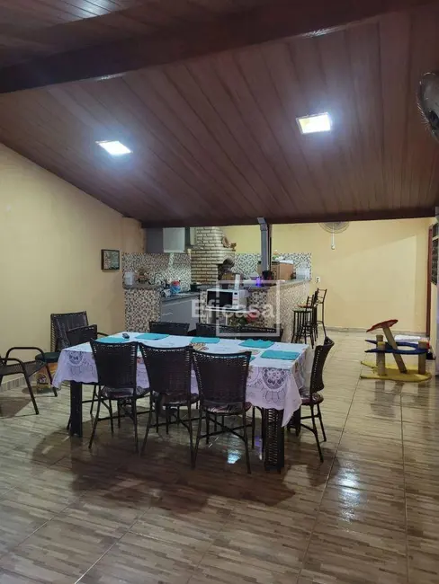 Foto 5 de Casa com 3 quartos à venda e para alugar, 200m2 em Centro, Bady Bassitt - SP