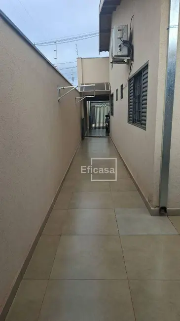 Foto 2 de Casa com 2 quartos à venda, 225m2 em Parque Residencial J. Macedo, Sao Jose Do Rio Preto - SP