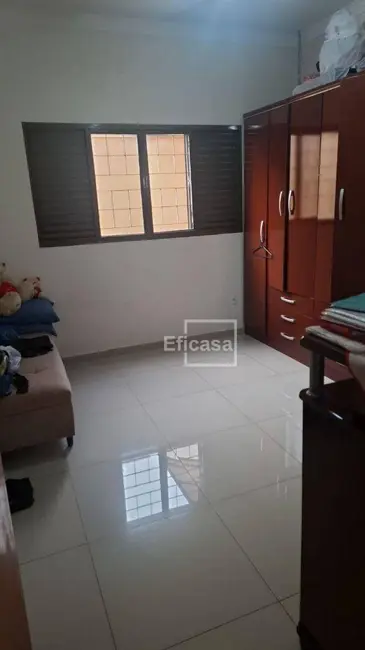 Foto 3 de Casa com 2 quartos à venda, 225m2 em Parque Residencial J. Macedo, Sao Jose Do Rio Preto - SP