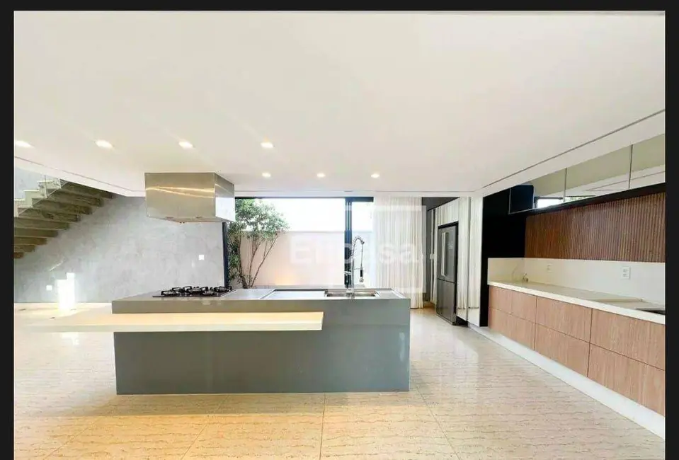 Casa com 4 quartos para alugar, 550m2 em Quinta do Golfe Jardins, Sao Jose Do Rio Preto - SP - imagem 5 Foto 5 de Casa com 4 quartos para alugar, 550m2 em Quinta do Golfe Jardins, Sao Jose Do Rio Preto - SP