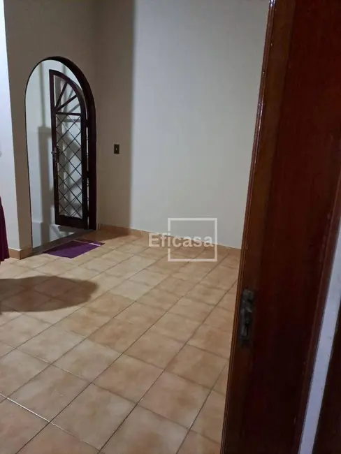 Foto 1 de Casa com 3 quartos para alugar, 300m2 em Jardim Primavera, Sao Jose Do Rio Preto - SP