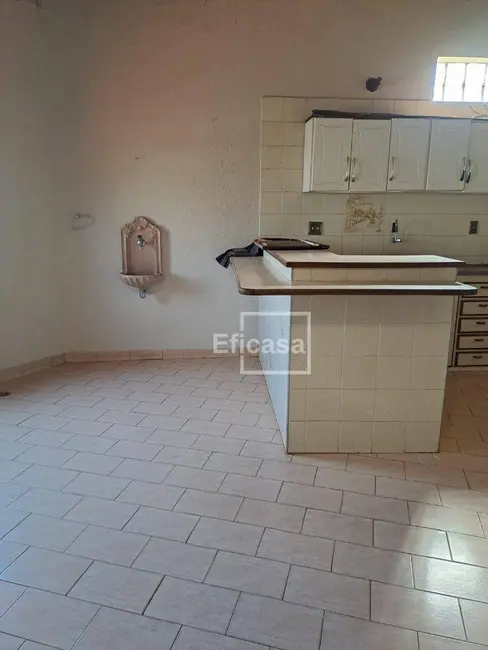 Foto 2 de Casa com 3 quartos para alugar, 300m2 em Jardim Primavera, Sao Jose Do Rio Preto - SP