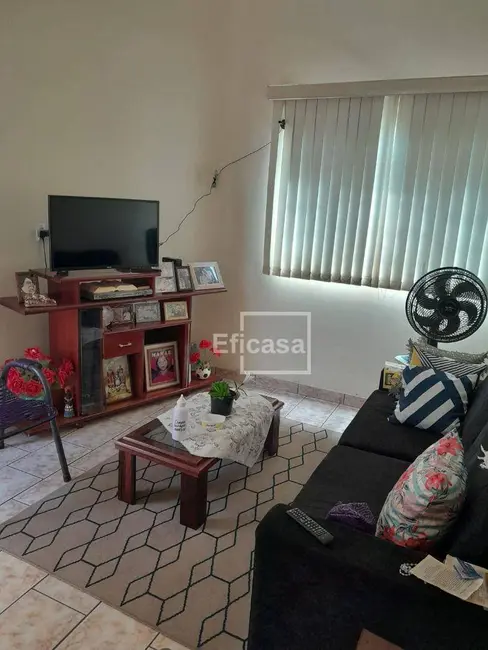 Casa com 2 quartos à venda, 200m2 em Solo Sagrado I, Sao Jose Do Rio Preto - SP - imagem 8 Foto 8 de Casa com 2 quartos à venda, 200m2 em Solo Sagrado I, Sao Jose Do Rio Preto - SP