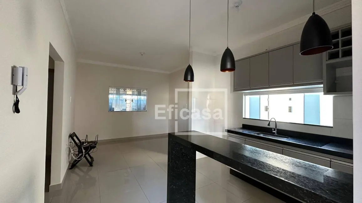 Foto 4 de Casa com 2 quartos à venda, 200m2 em Mirassol - SP