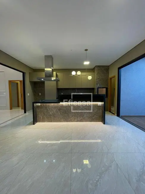 Casa de Condomínio com 3 quartos à venda, 275m2 em Village Damha Rio Preto III, Sao Jose Do Rio Preto - SP - imagem 3 Foto 3 de Casa de Condomínio com 3 quartos à venda, 275m2 em Village Damha Rio Preto III, Sao Jose Do Rio Preto - SP