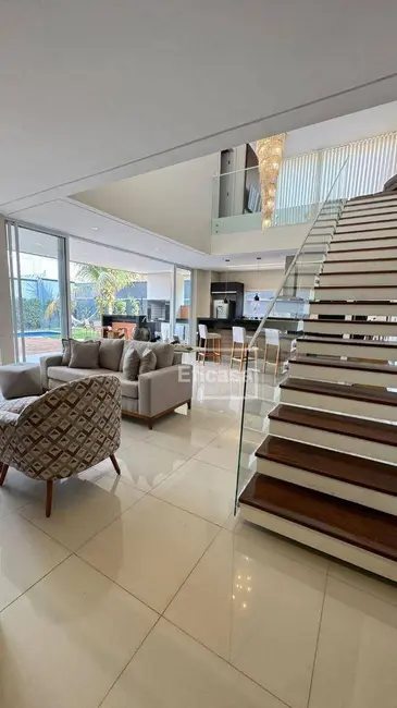 Casa de Condomínio com 4 quartos à venda, 420m2 em Sao Jose Do Rio Preto - SP - imagem 4 Foto 4 de Casa de Condomínio com 4 quartos à venda, 420m2 em Sao Jose Do Rio Preto - SP