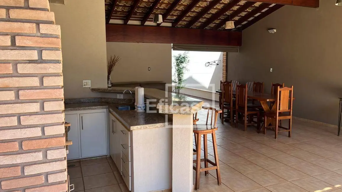 Casa com 3 quartos à venda, 450m2 em Jardim Vivendas, Sao Jose Do Rio Preto - SP - imagem 3 Foto 3 de Casa com 3 quartos à venda, 450m2 em Jardim Vivendas, Sao Jose Do Rio Preto - SP