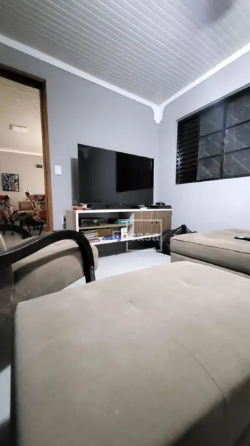 Foto 2 de Chácara com 3 quartos à venda, 6000m2 em Estância Jóckei Club, Sao Jose Do Rio Preto - SP