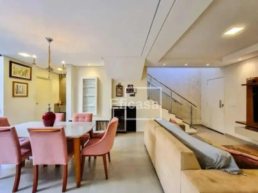 Casa de Condomínio com 3 quartos à venda, 227m2 em Jardim Bosque das Vivendas, Sao Jose Do Rio Preto - SP - imagem 3 Foto 3 de Casa de Condomínio com 3 quartos à venda, 227m2 em Jardim Bosque das Vivendas, Sao Jose Do Rio Preto - SP