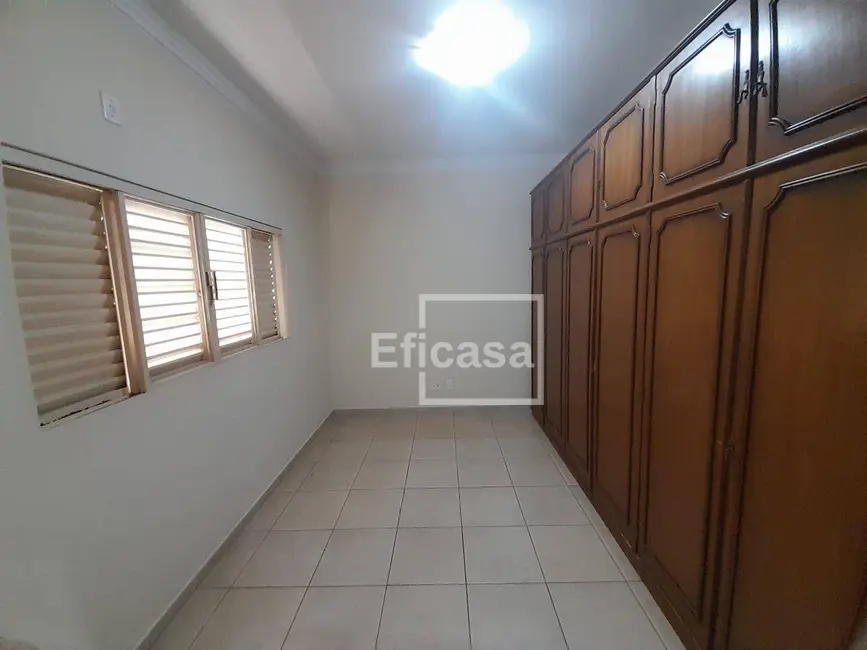 Foto 6 de Casa com 2 quartos para alugar, 360m2 em Jardim Yolanda, Sao Jose Do Rio Preto - SP