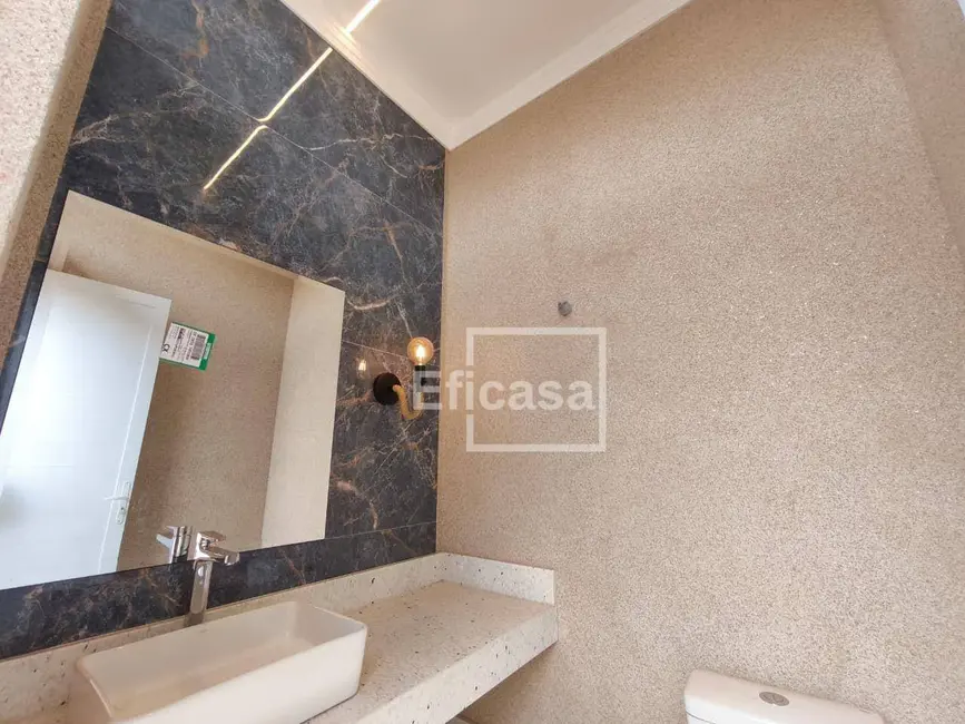 Foto 1 de Casa com 3 quartos à venda, 200m2 em Sao Jose Do Rio Preto - SP