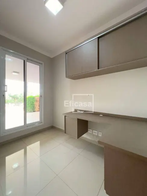 Casa de Condomínio com 3 quartos à venda, 275m2 em Residencial Village Damha Rio Preto II, Sao Jose Do Rio Preto - SP - imagem 7 Foto 7 de Casa de Condomínio com 3 quartos à venda, 275m2 em Residencial Village Damha Rio Preto II, Sao Jose Do Rio Preto - SP