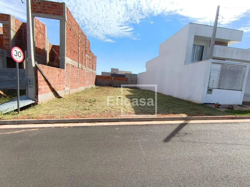 Foto 1 de Terreno / Lote à venda, 200m2 em Sao Jose Do Rio Preto - SP