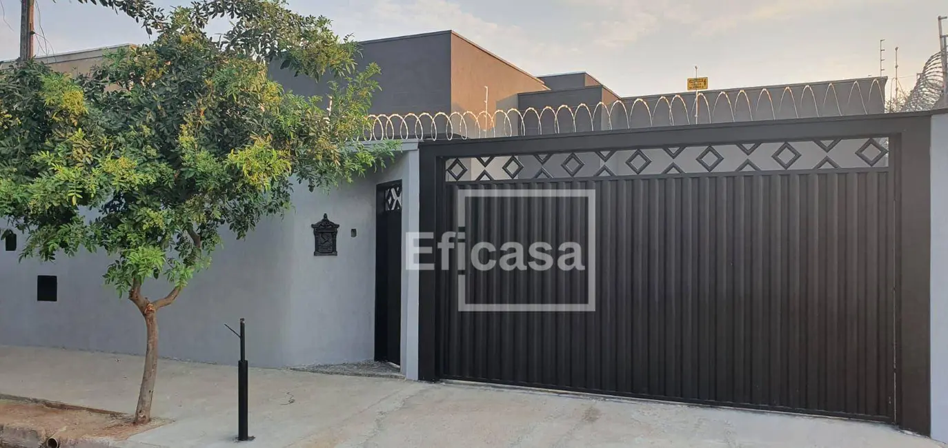 Foto 3 de Casa com 2 quartos à venda, 240m2 em Jardim Astúrias, Sao Jose Do Rio Preto - SP