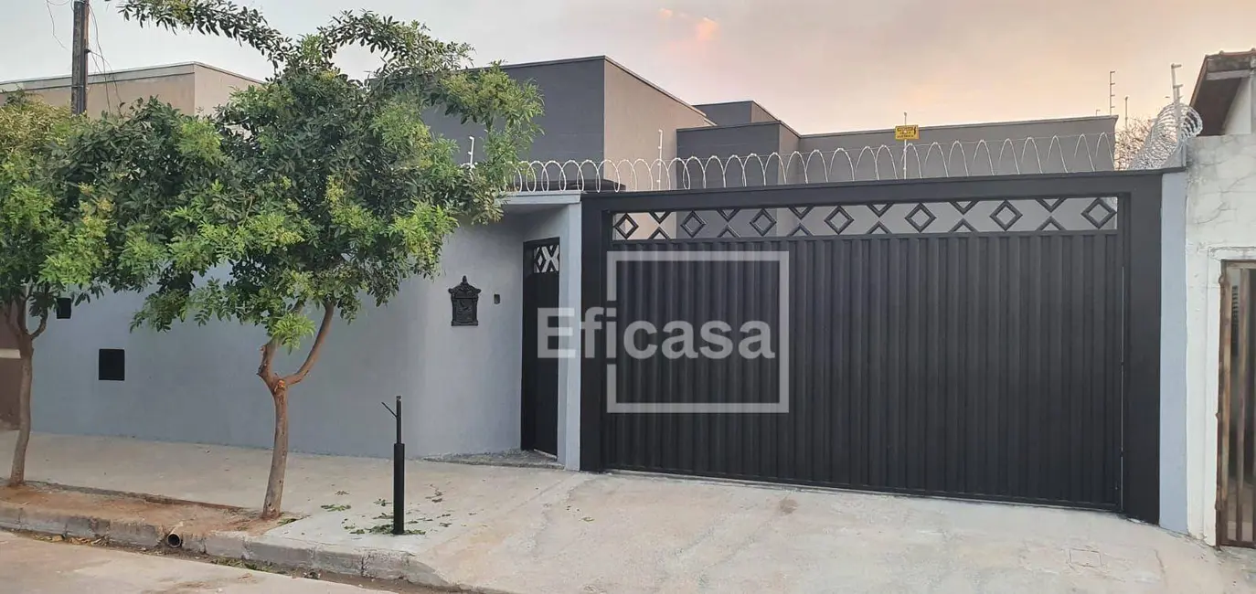 Foto 4 de Casa com 2 quartos à venda, 240m2 em Jardim Astúrias, Sao Jose Do Rio Preto - SP
