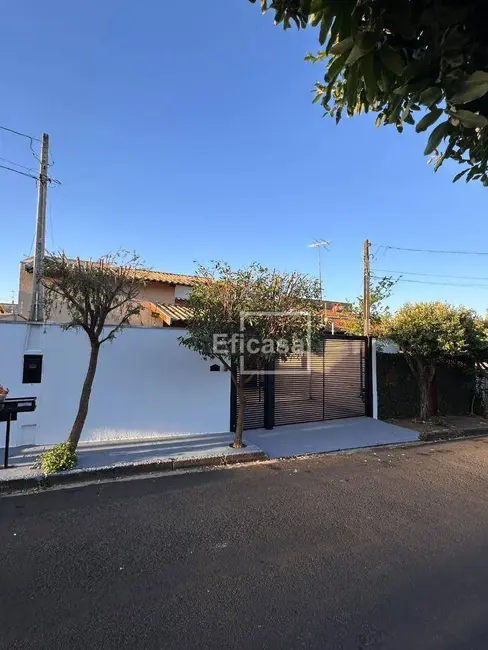Foto 2 de Casa com 2 quartos à venda, 200m2 em Conjunto Habitacional CAIC, Sao Jose Do Rio Preto - SP