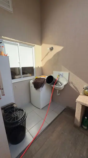 Foto 3 de Casa de Condomínio com 2 quartos à venda, 118m2 em Centro, Bady Bassitt - SP