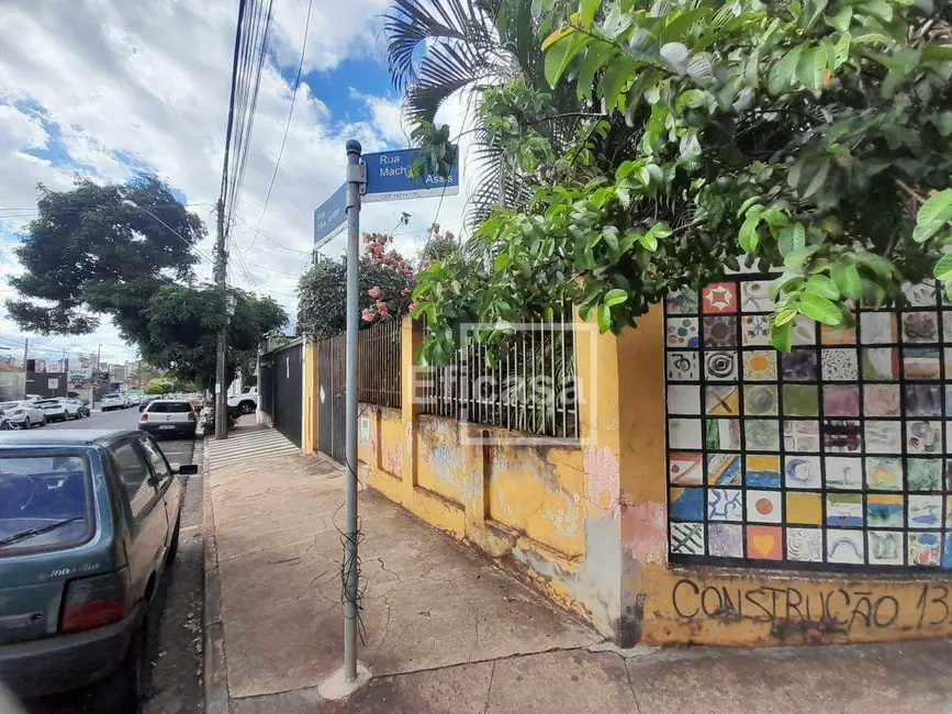 Casa com 3 quartos à venda, 242m2 em Vila Santa Cruz, Sao Jose Do Rio Preto - SP - imagem 2 Foto 2 de Casa com 3 quartos à venda, 242m2 em Vila Santa Cruz, Sao Jose Do Rio Preto - SP