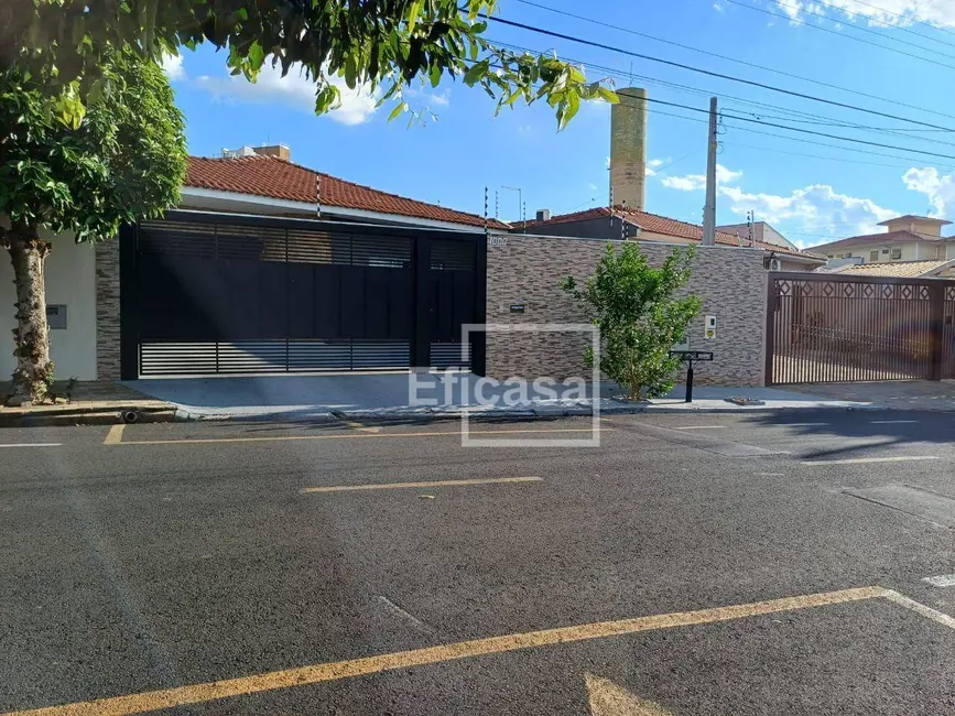 Foto 1 de Casa com 3 quartos à venda, 460m2 em Jardim Estrela, Sao Jose Do Rio Preto - SP