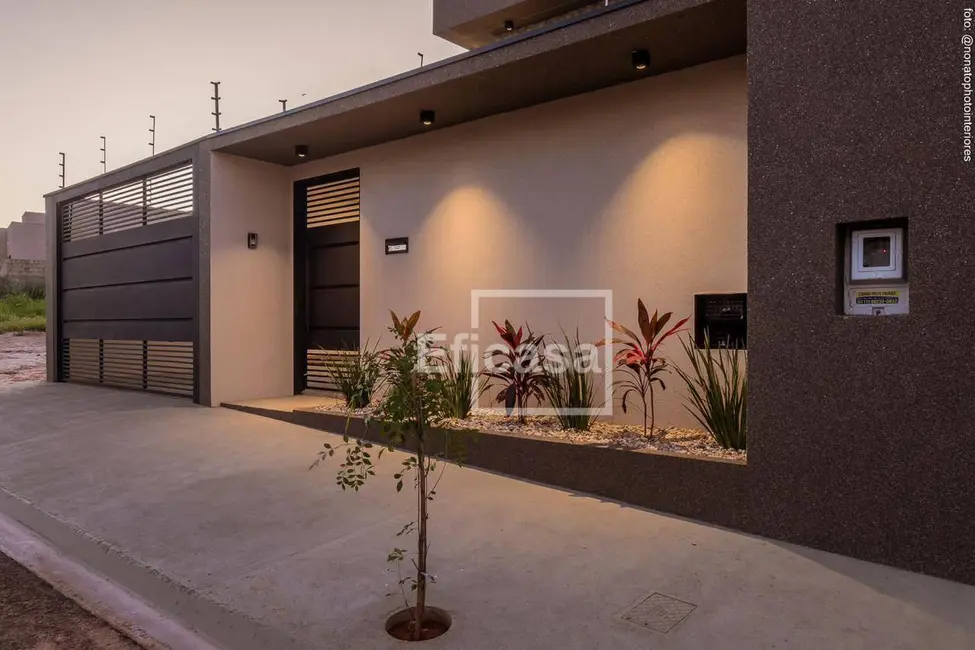 Foto 8 de Casa com 3 quartos à venda, 200m2 em Centro, Bady Bassitt - SP