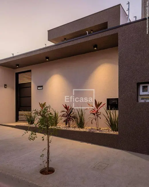 Foto 3 de Casa com 3 quartos à venda, 200m2 em Centro, Bady Bassitt - SP