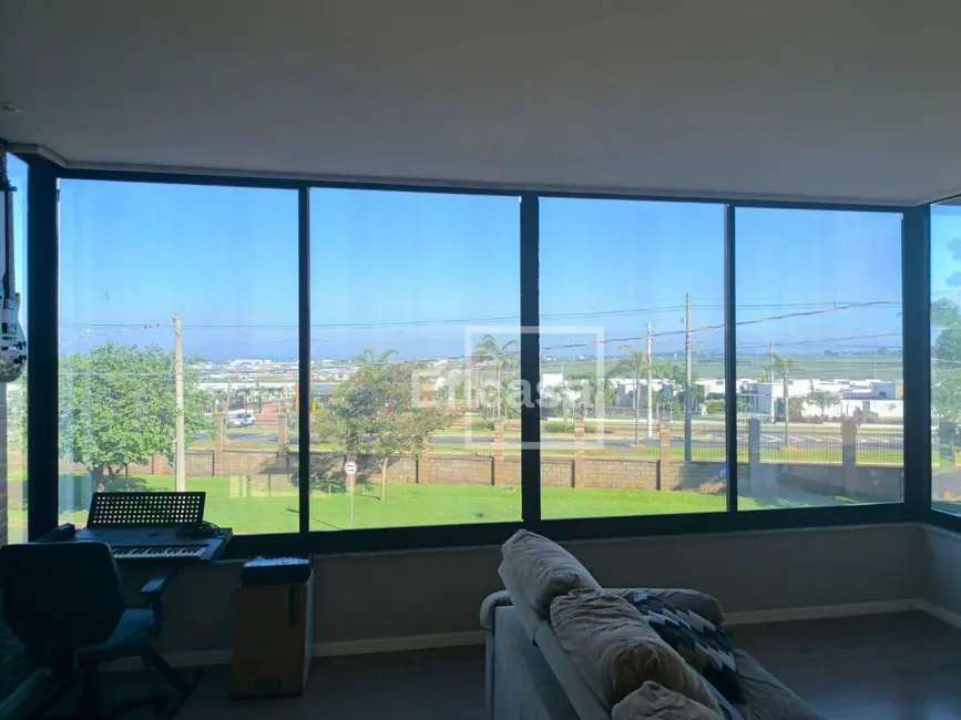 Casa de Condomínio com 3 quartos à venda, 344m2 em Village Damha Rio Preto III, Sao Jose Do Rio Preto - SP - imagem 9 Foto 9 de Casa de Condomínio com 3 quartos à venda, 344m2 em Village Damha Rio Preto III, Sao Jose Do Rio Preto - SP