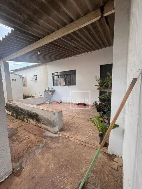 Foto 1 de Casa com 2 quartos à venda, 200m2 em Jardim Santo Antônio, Sao Jose Do Rio Preto - SP
