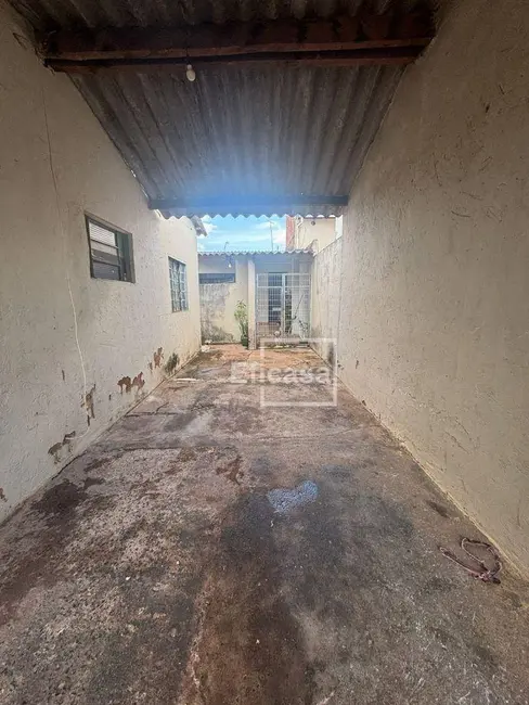 Foto 4 de Casa com 2 quartos à venda, 200m2 em Jardim Santo Antônio, Sao Jose Do Rio Preto - SP