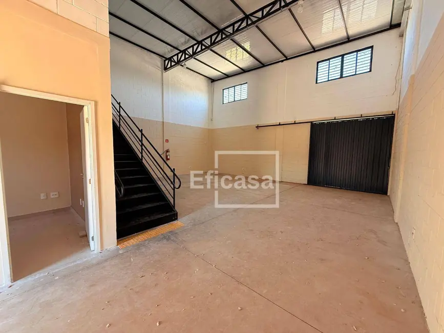 Foto 6 de Sala Comercial para alugar, 200m2 em Conjunto Habitacional São Deocleciano, Sao Jose Do Rio Preto - SP
