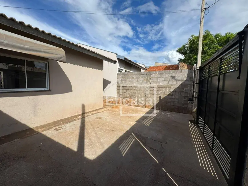 Foto 7 de Casa com 2 quartos à venda, 140m2 em Centro, Bady Bassitt - SP