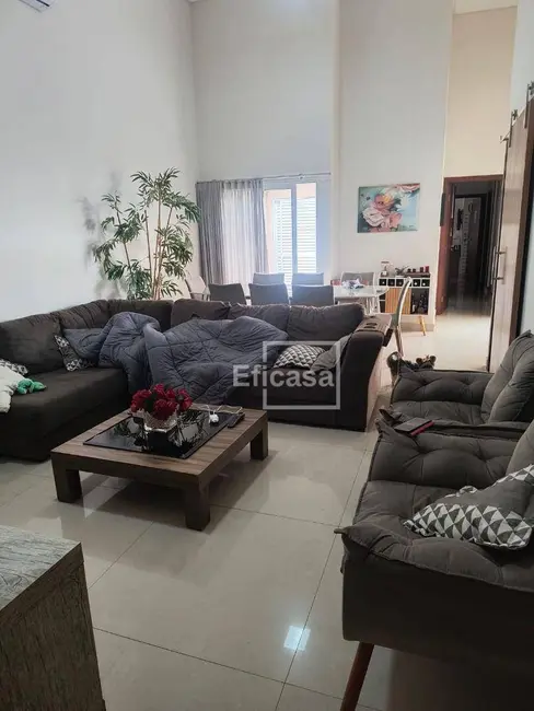 Casa de Condomínio com 3 quartos à venda, 275m2 em Village Damha Rio Preto III, Sao Jose Do Rio Preto - SP - imagem 6 Foto 6 de Casa de Condomínio com 3 quartos à venda, 275m2 em Village Damha Rio Preto III, Sao Jose Do Rio Preto - SP