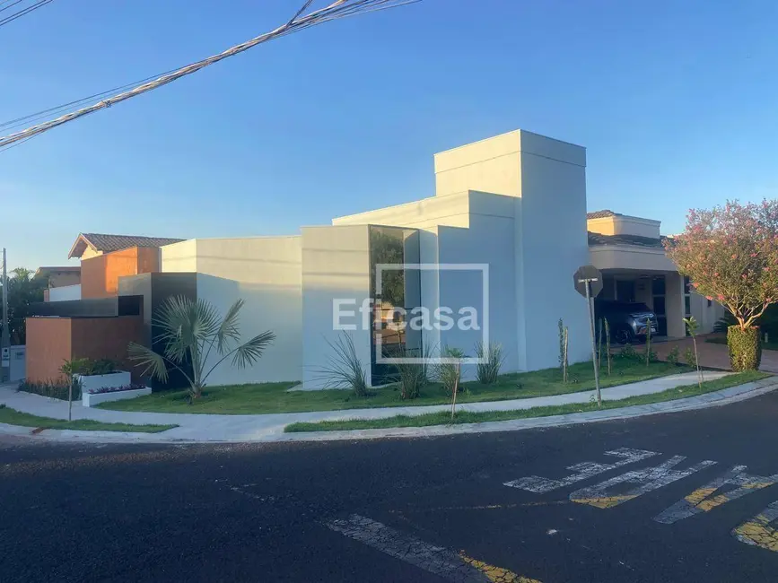 Casa de Condomínio com 3 quartos à venda, 303m2 em Residencial Village Damha Rio Preto II, Sao Jose Do Rio Preto - SP - imagem 7 Foto 7 de Casa de Condomínio com 3 quartos à venda, 303m2 em Residencial Village Damha Rio Preto II, Sao Jose Do Rio Preto - SP