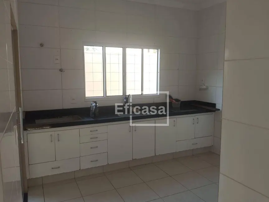 Foto 8 de Casa com 3 quartos à venda e para alugar, 200m2 em Mirassol - SP