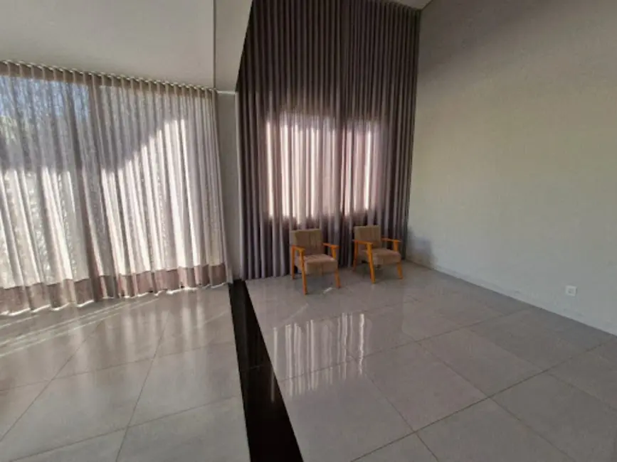 Casa de Condomínio com 3 quartos à venda, 400m2 em Residencial Marcia, Sao Jose Do Rio Preto - SP - imagem 4 Foto 4 de Casa de Condomínio com 3 quartos à venda, 400m2 em Residencial Marcia, Sao Jose Do Rio Preto - SP