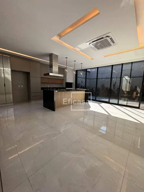 Casa de Condomínio com 3 quartos à venda, 402m2 em Parque Residencial Damha VI, Sao Jose Do Rio Preto - SP - imagem 6 Foto 6 de Casa de Condomínio com 3 quartos à venda, 402m2 em Parque Residencial Damha VI, Sao Jose Do Rio Preto - SP