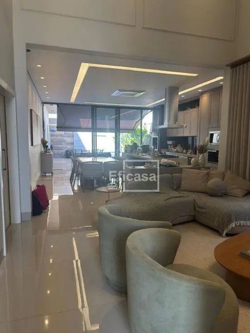 Casa de Condomínio com 3 quartos à venda, 360m2 em Quinta do Lago Residence, Sao Jose Do Rio Preto - SP - imagem 8 Foto 8 de Casa de Condomínio com 3 quartos à venda, 360m2 em Quinta do Lago Residence, Sao Jose Do Rio Preto - SP