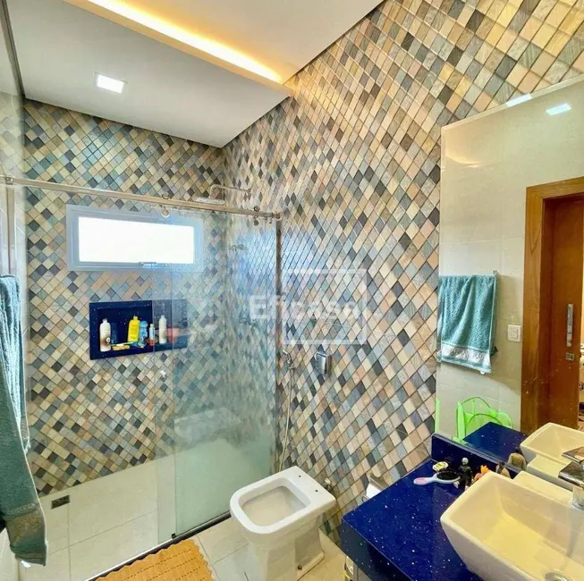 Casa de Condomínio com 3 quartos à venda, 275m2 em Residencial Village Damha Rio Preto II, Sao Jose Do Rio Preto - SP - imagem 3 Foto 3 de Casa de Condomínio com 3 quartos à venda, 275m2 em Residencial Village Damha Rio Preto II, Sao Jose Do Rio Preto - SP