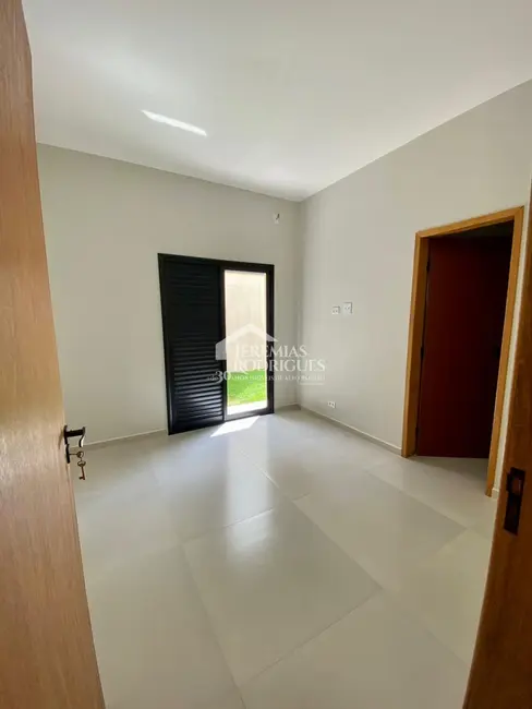 Foto 1 de Casa de Condomínio com 2 quartos à venda, 200m2 em Pindamonhangaba - SP