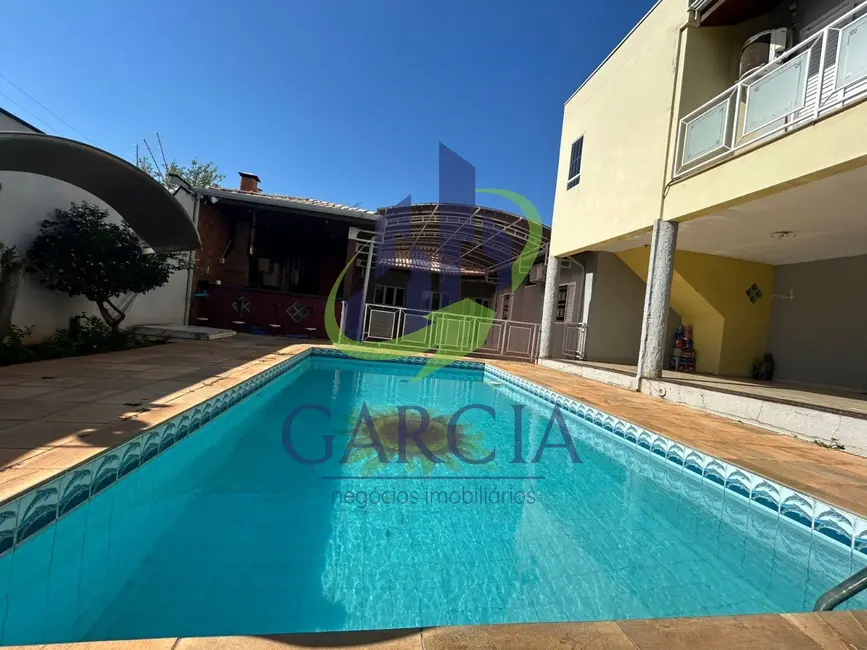 Foto 3 de Casa com 3 quartos à venda, 220m2 em Parque Guainco, Mogi Guacu - SP