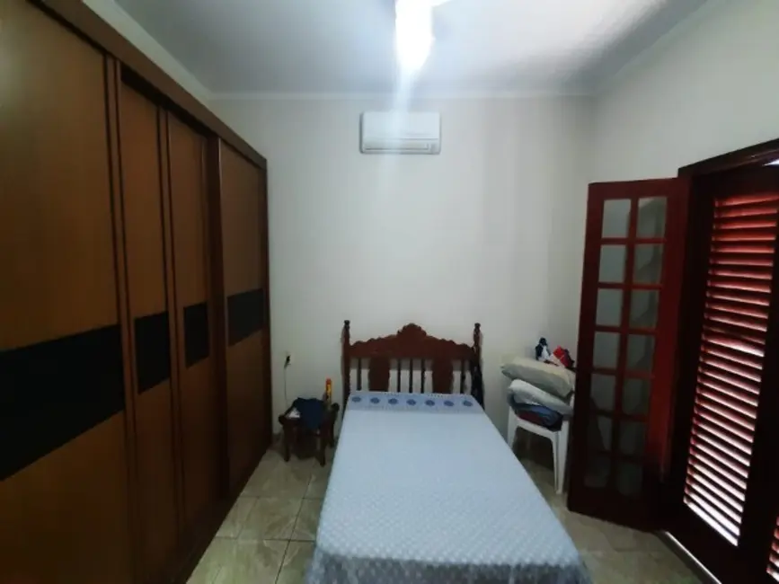 Foto 8 de Casa com 3 quartos à venda, 300m2 em Recanto do Itamaracá, Mogi Guacu - SP