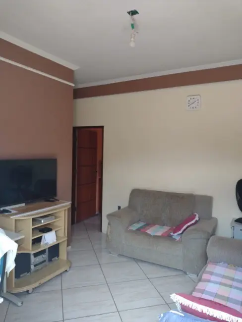 Foto 1 de Casa com 2 quartos à venda, 72m2 em Jardim Santa Cruz, Mogi Guacu - SP